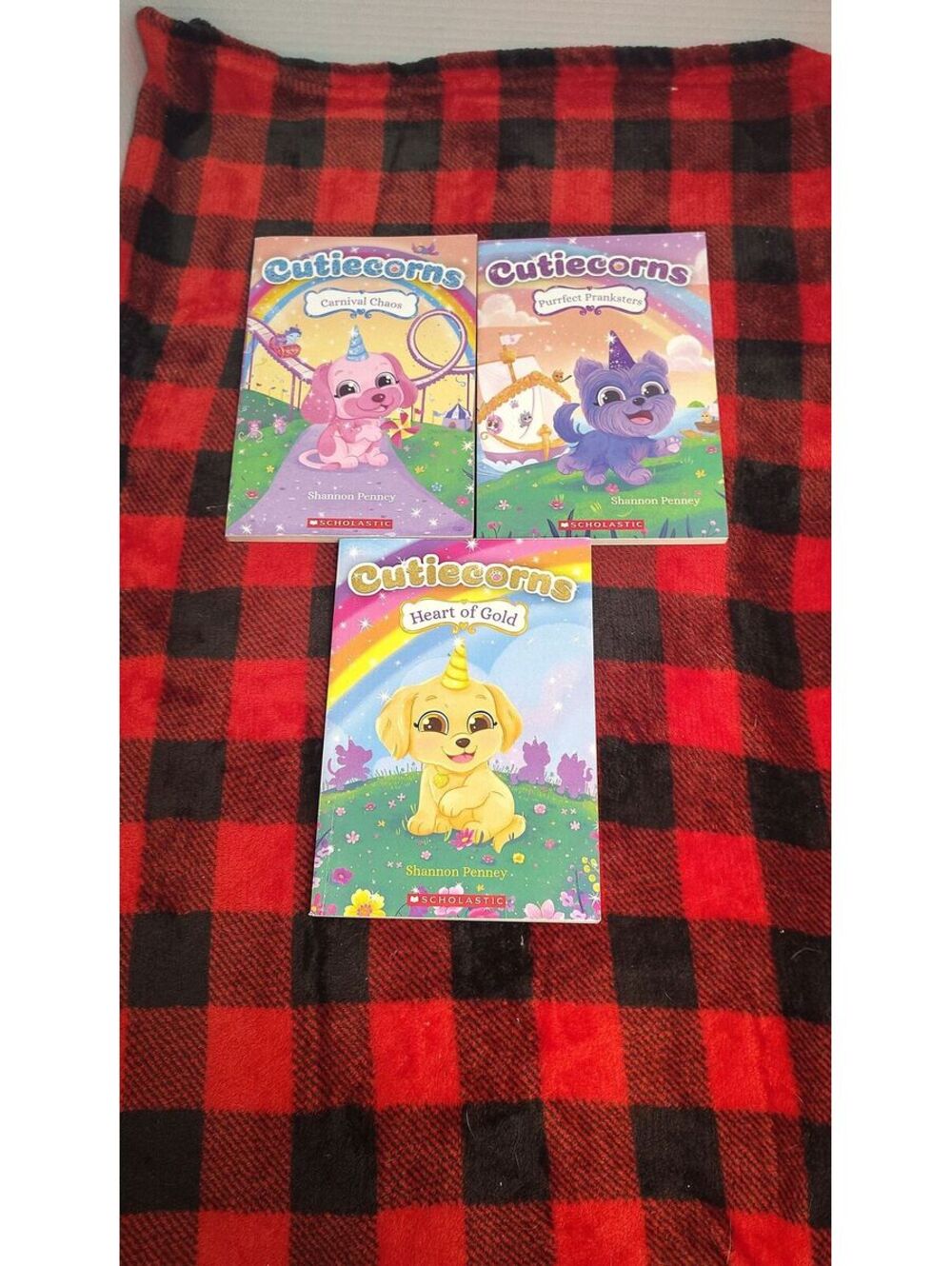 Cutiecorns Books 1 2 & 4 Lot Heart of Gold Purrfect Pranksters Carnival Chaos